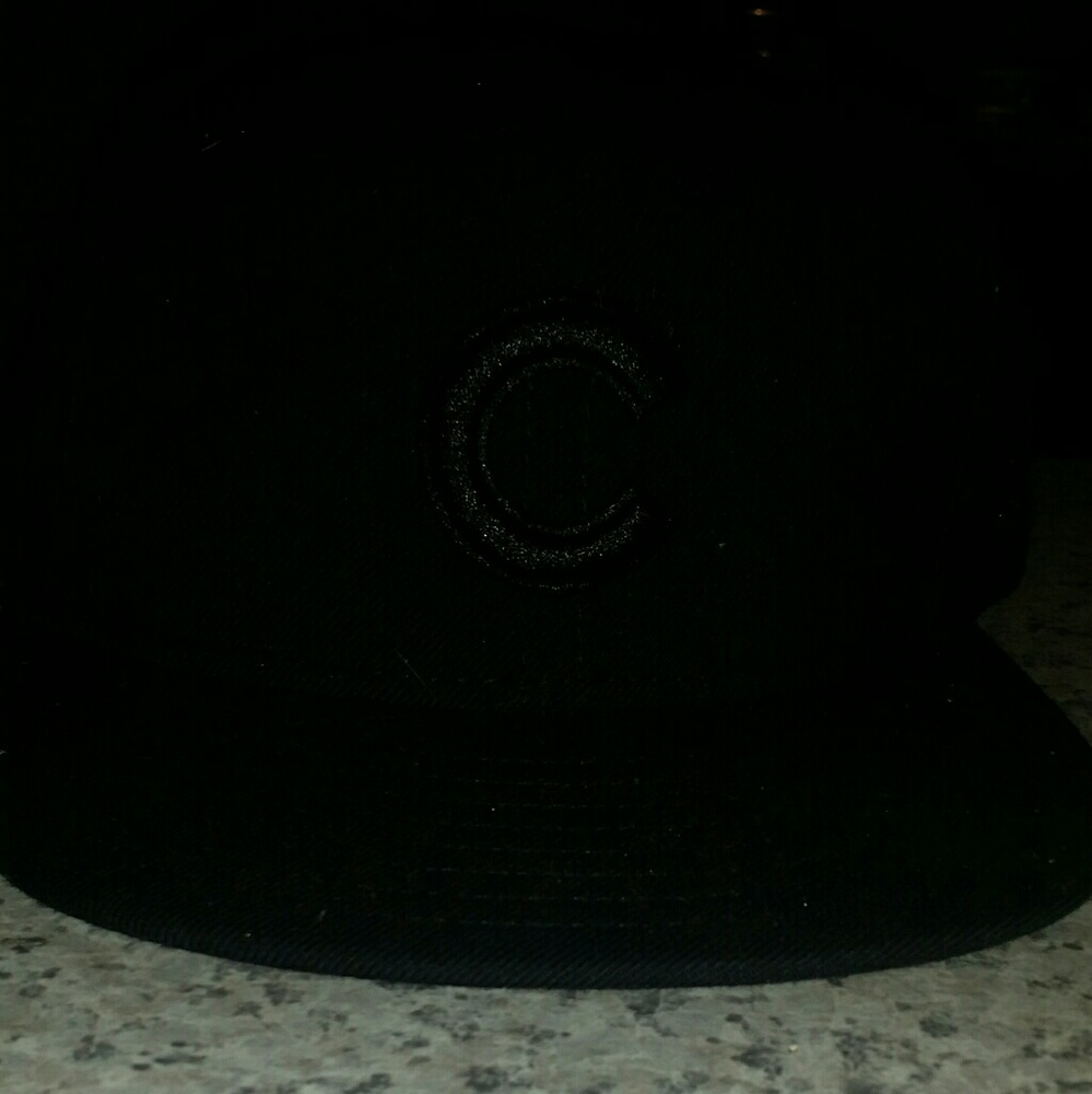 Fitted hat